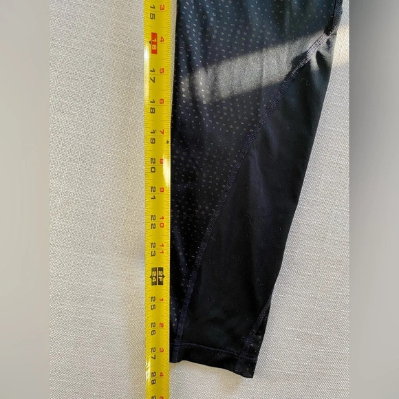 Nike Pro Black & Gold Metallic Dotted Leggings Size Small - Picture 13 of 13